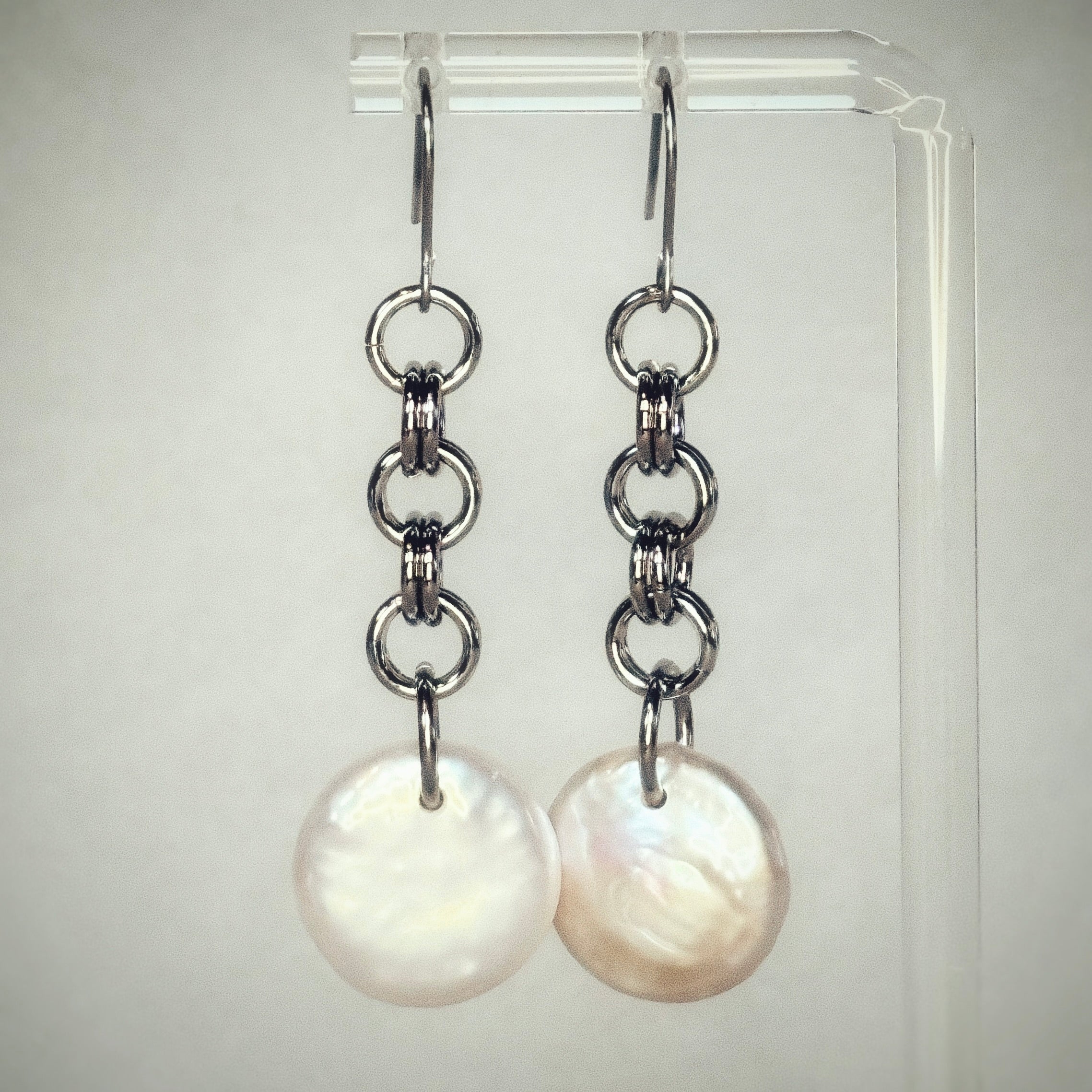 Kingsmaille Dangles with Coin Pearls featuring linked steel rings and luminous round pearl coins gallery position 1